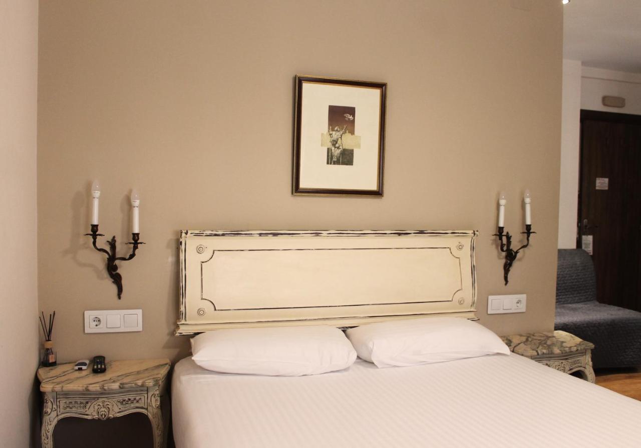 Los Corrales De Soto Hotel Soto del Real Bagian luar foto